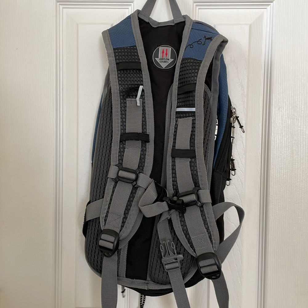 blue black and gray hiking backpack - Picture 2 of 6